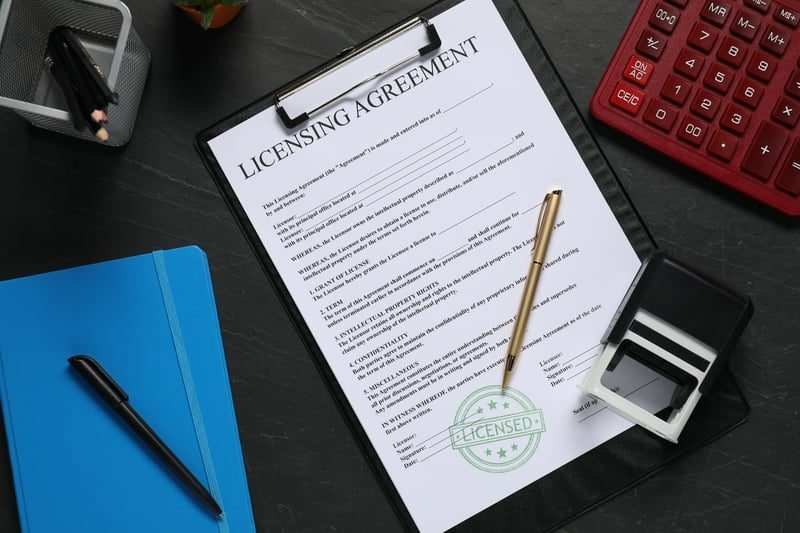 Conciliation: A Complete Guide and How ACAS Works 3 Signed settlement agreement on a desk, representing an Acas COT3