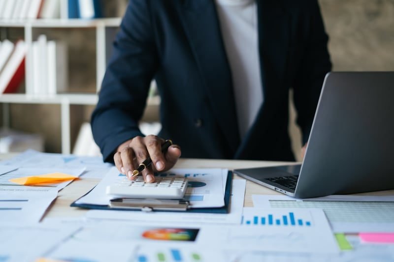 Adviser auditing accounts to review a business rates position